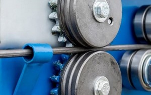 Рихтовка и протяжка металла